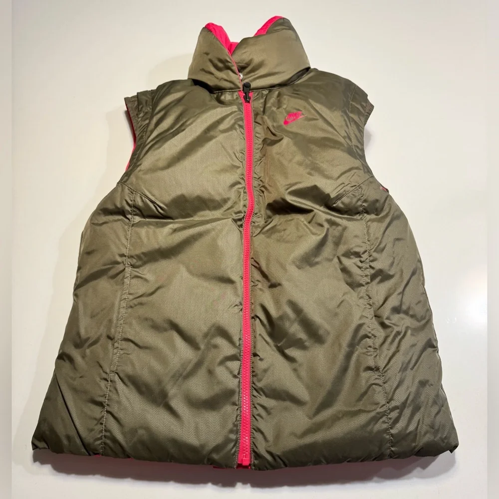 Nike Sportswear 550 Duck Down Reversible Women’s Vest Size Medium Brown/Pink EUC - Picture 2 of 13